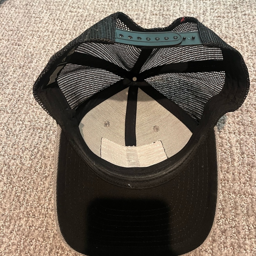 Hat - Picture 3 of 3